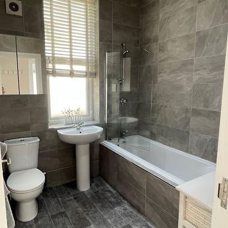 One Bedroom Apartment In The Centre Of ลันดิดโน ภายนอก รูปภาพ